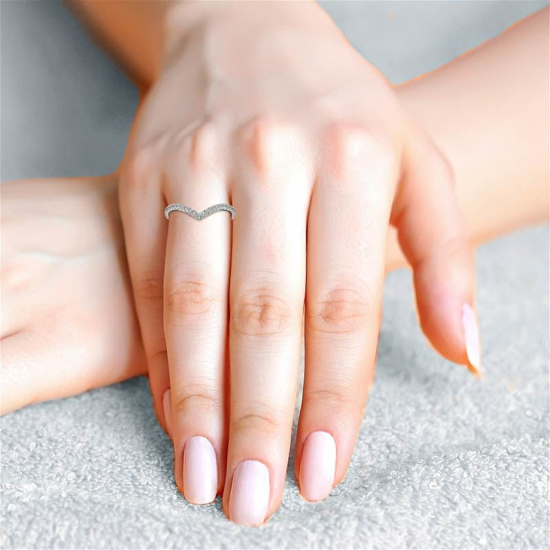 Round V-Shape Stackable Band (Copy)