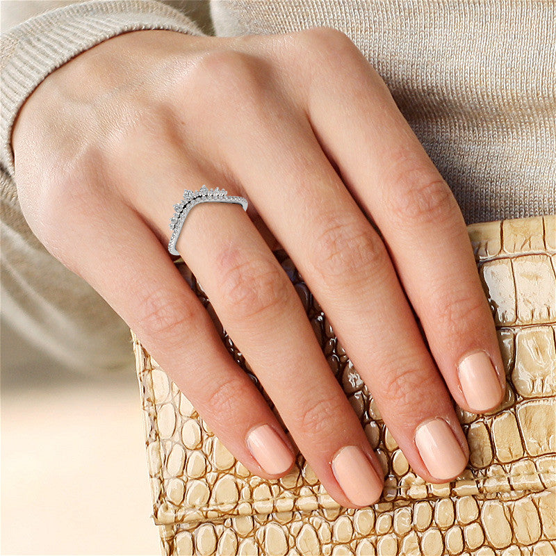 Round Curved Stackable Band