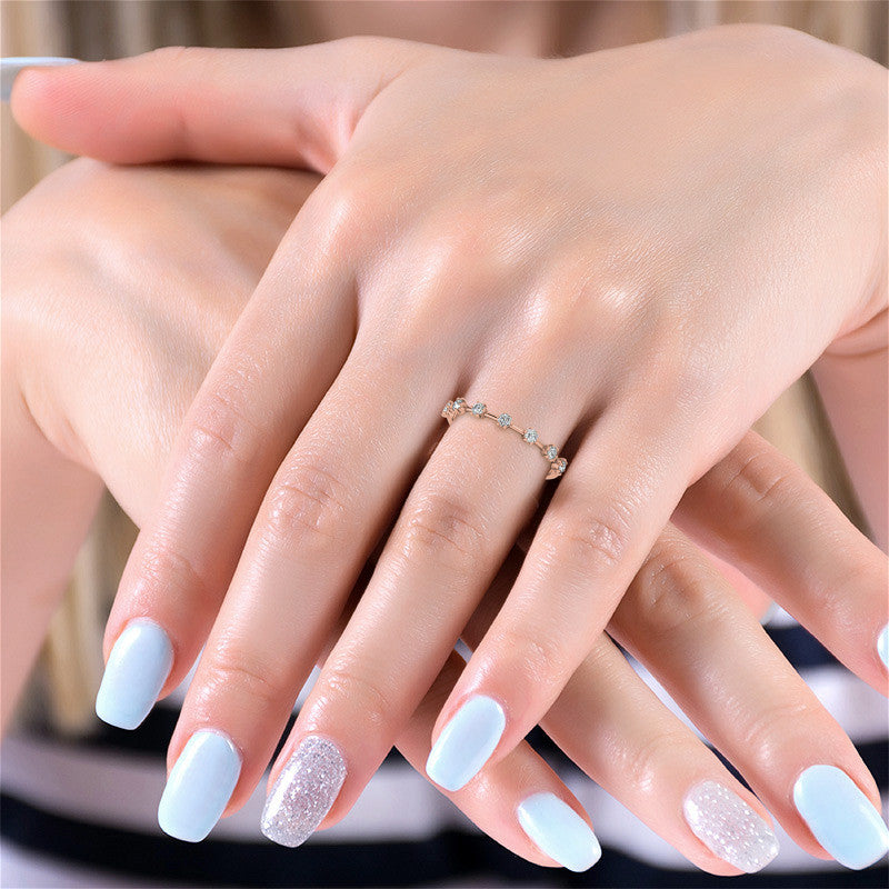 Petite 6-Prong Round Stackable Band