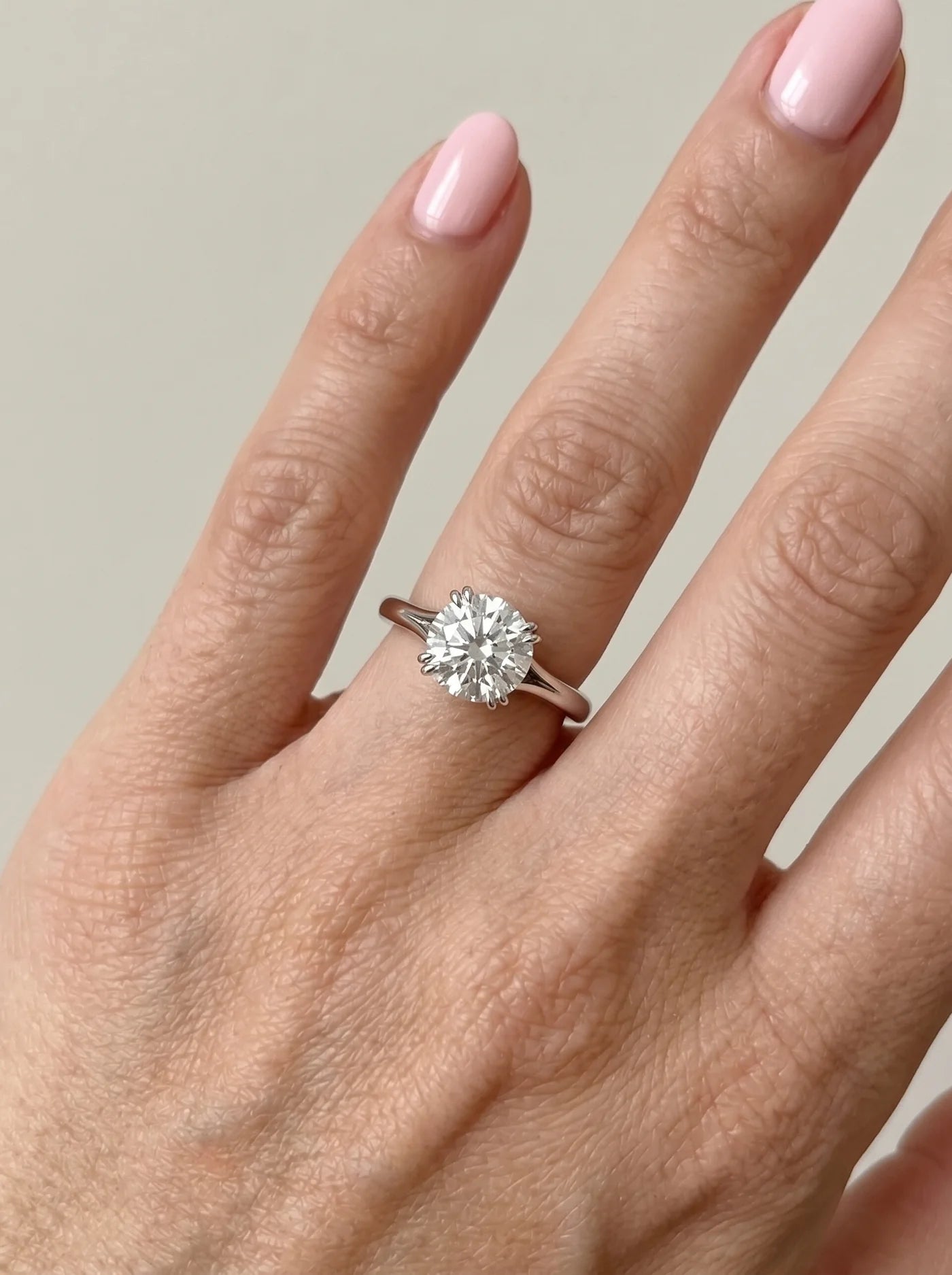 Round Lab Diamond Split Band Ring